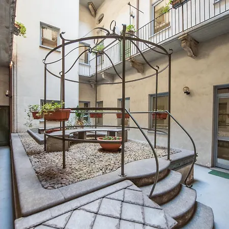 Apartment La Garibaldina Old Town *